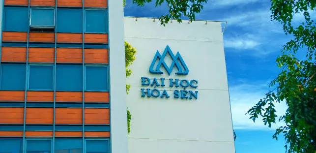 Hoa Sen University CRM — Agentic AI project